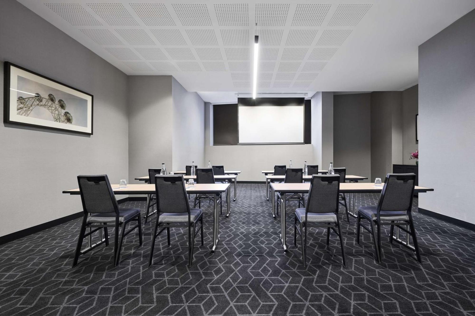 Vibe Hotel Melbourne Docklands Bagian luar foto
